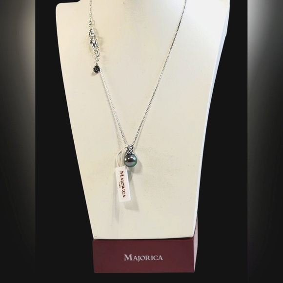 Sterling Silver Necklace with Black Pearl - Picture 1 of 1